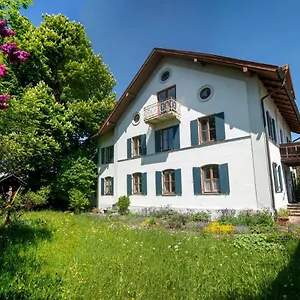 Landhauswohnung Mit Wildromantischem Garten , Fussen Germany